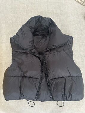 Black Puffer Vest - Sleeveless Quilted Zip Front